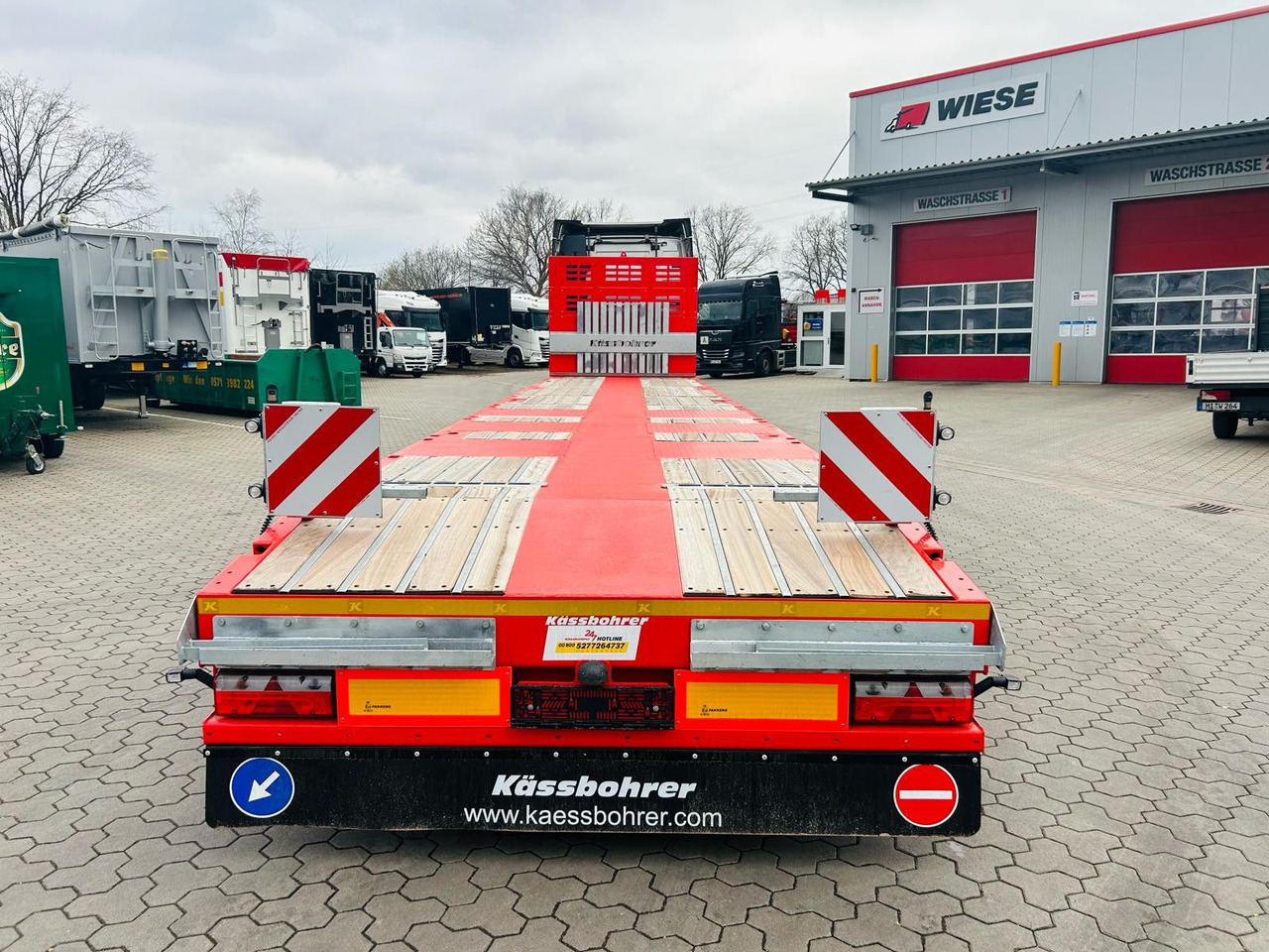 Kässbohrer SPS Mega Schwerlast Plattform - 드롭사이드/ 플랫베드 세미 트레일러 : 사진 5 Kässbohrer SPS Mega Schwerlast Plattform - 드롭사이드/ 플랫베드 세미 트레일러 : 사진 5