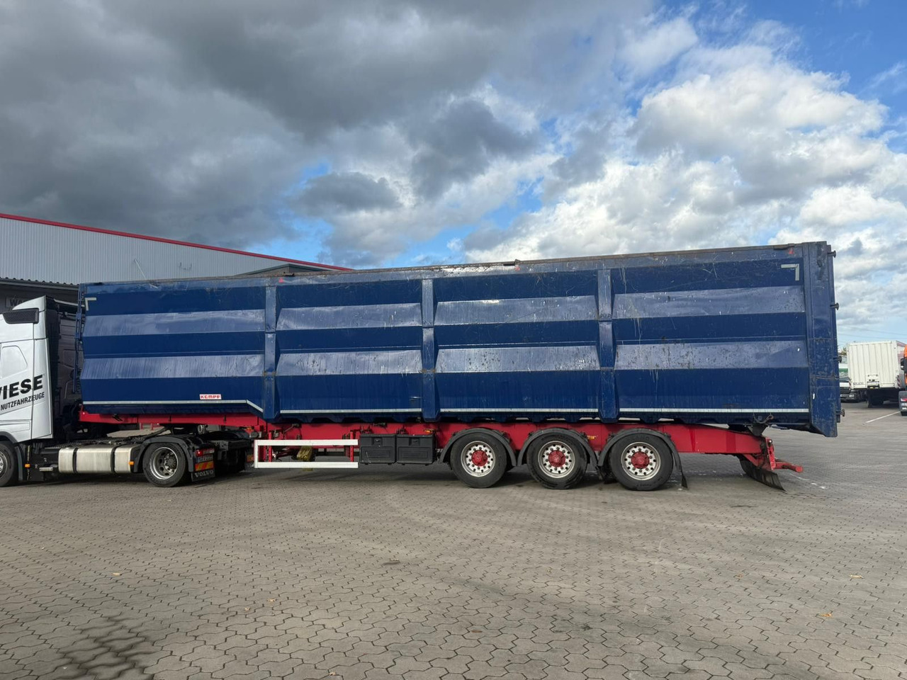 Kempf SKM 35/3 Großraummulde für Schrott 85m³ - 덤프 세미 트레일러 : 사진 5 Kempf SKM 35/3 Großraummulde für Schrott 85m³ - 덤프 세미 트레일러 : 사진 5