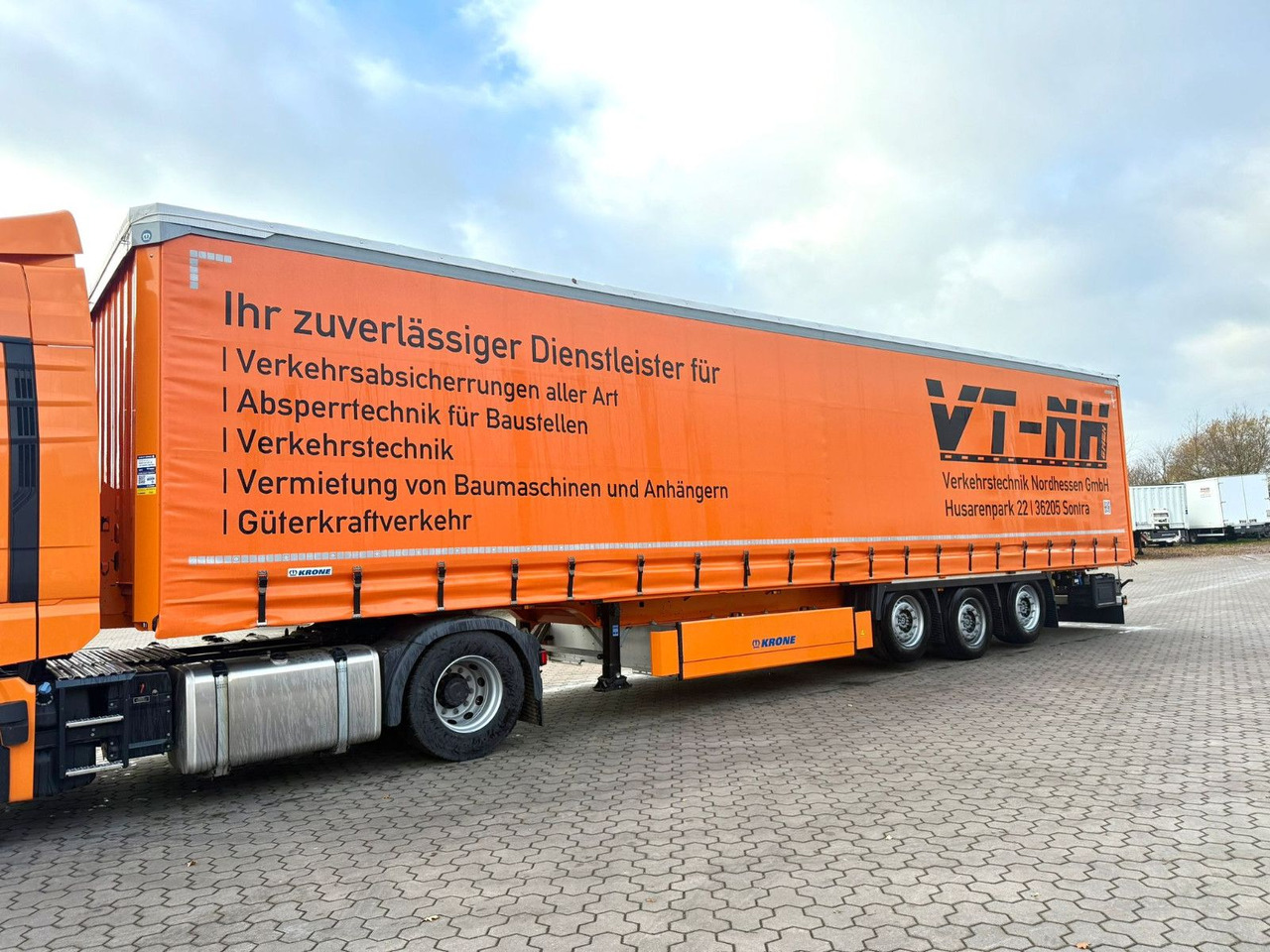 Krone Schiebeplanen Auflieger Wie Neu Code XL - 커튼사이더 세미 트레일러 : 사진 2 Krone Schiebeplanen Auflieger Wie Neu Code XL - 커튼사이더 세미 트레일러 : 사진 2