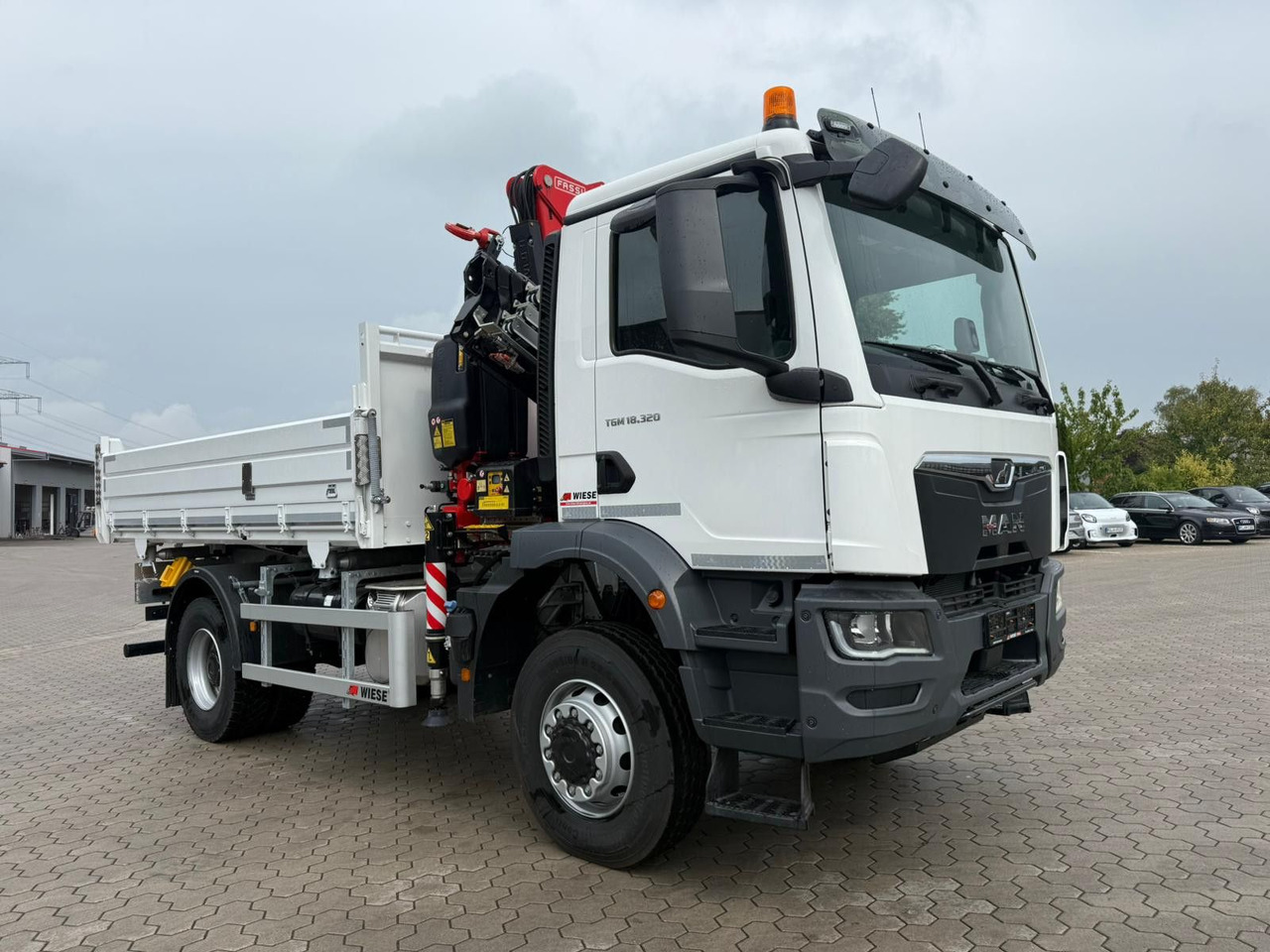 MAN 18.320 4x4 mit Fassi Ladekran Sofort Verfügbar - 덤프트럭, 크레인 트럭 : 사진 2 MAN 18.320 4x4 mit Fassi Ladekran Sofort Verfügbar - 덤프트럭, 크레인 트럭 : 사진 2