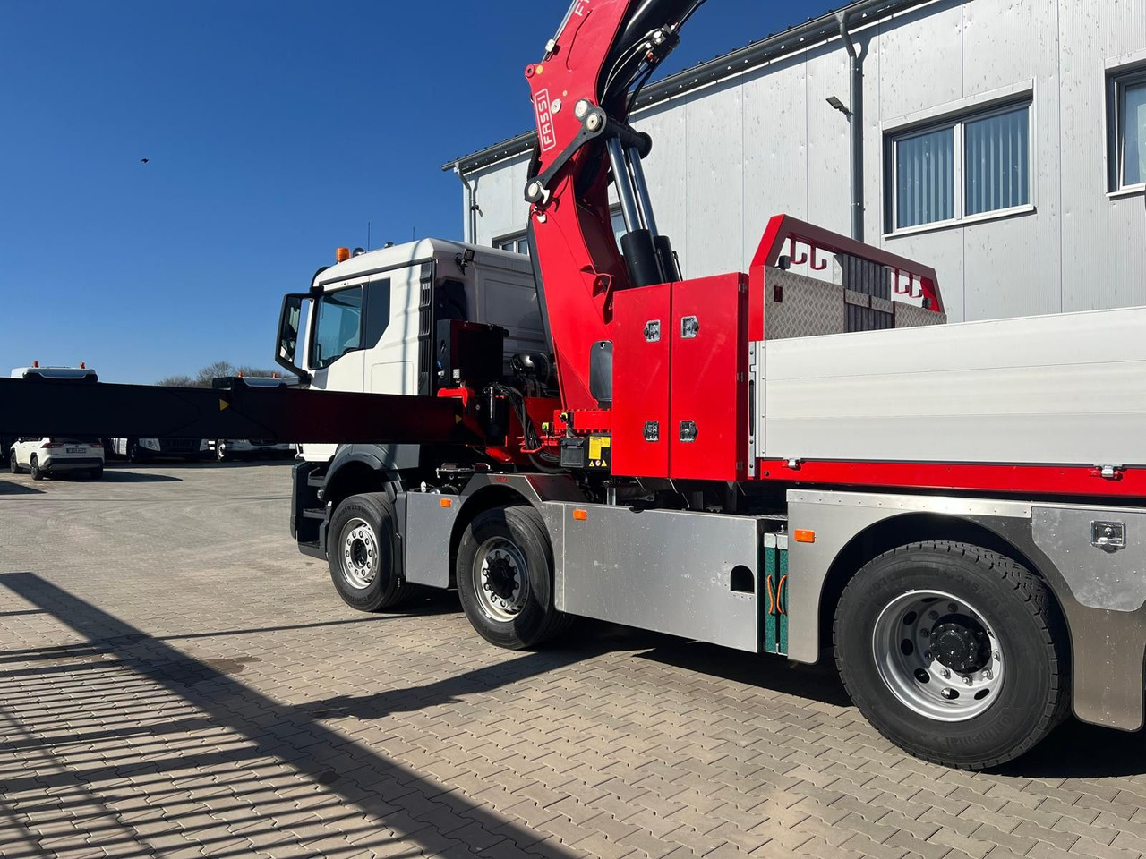 MAN 8x4 Hydro mit F1150 inkl Jib und Winde Korb - 트랙터 유닛 : 사진 4 MAN 8x4 Hydro mit F1150 inkl Jib und Winde Korb - 트랙터 유닛 : 사진 4