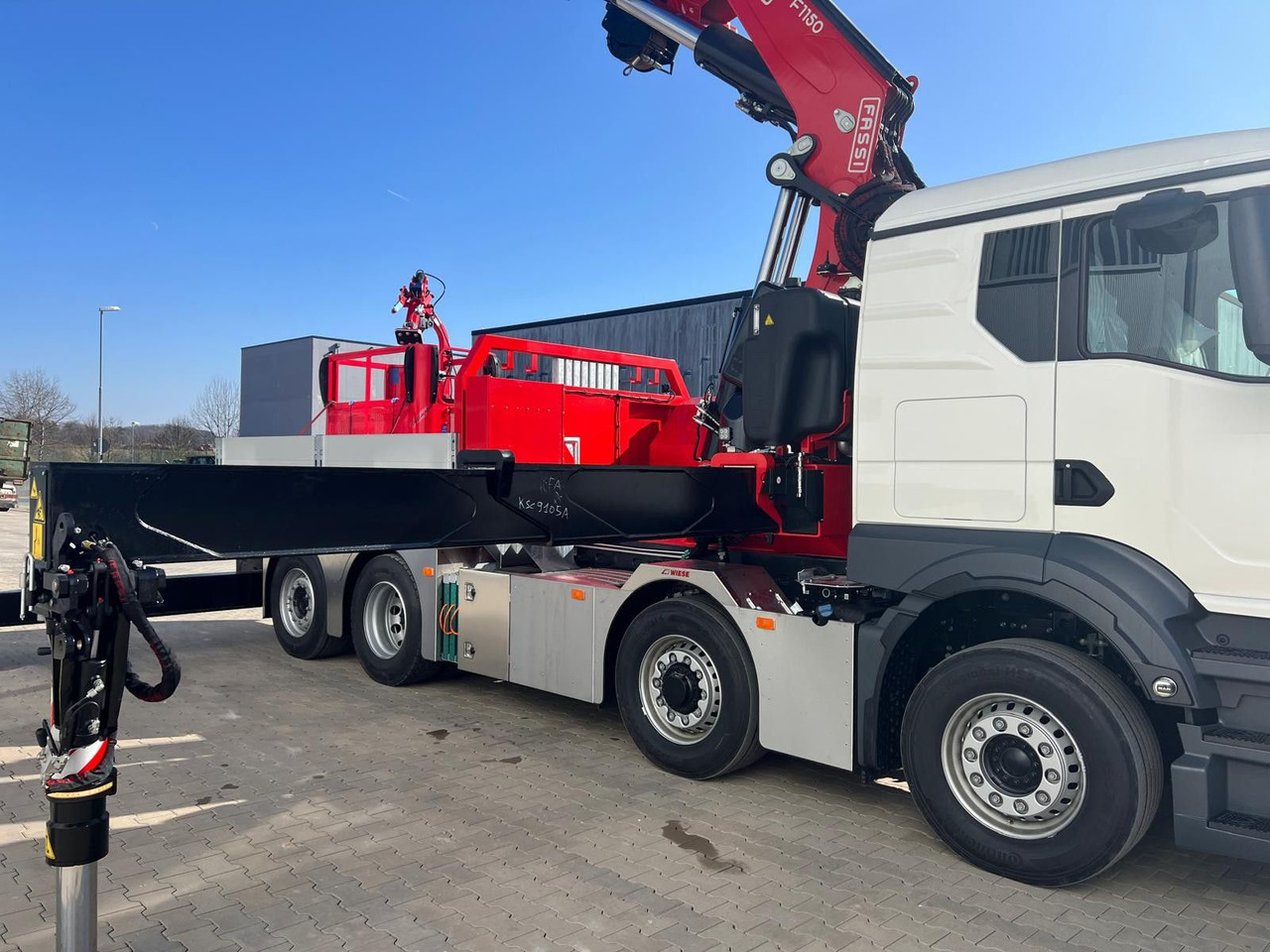 MAN 8x4 Hydro mit F1150 inkl Jib und Winde Korb - 트랙터 유닛 : 사진 3 MAN 8x4 Hydro mit F1150 inkl Jib und Winde Korb - 트랙터 유닛 : 사진 3