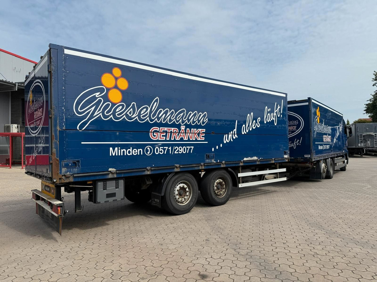 MAN TGA Schwenkwand-Getränkeaufbau incl. Anhänger - 음료 트럭 : 사진 3 MAN TGA Schwenkwand-Getränkeaufbau incl. Anhänger - 음료 트럭 : 사진 3