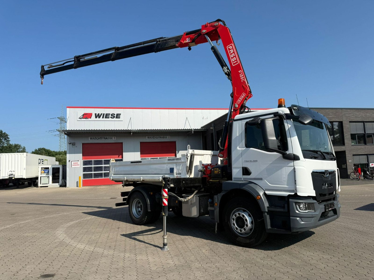 MAN TGM 18.320 4x2 BB mit Fassi F135 Kipper Kran - 덤프트럭, 크레인 트럭 : 사진 1 MAN TGM 18.320 4x2 BB mit Fassi F135 Kipper Kran - 덤프트럭, 크레인 트럭 : 사진 1