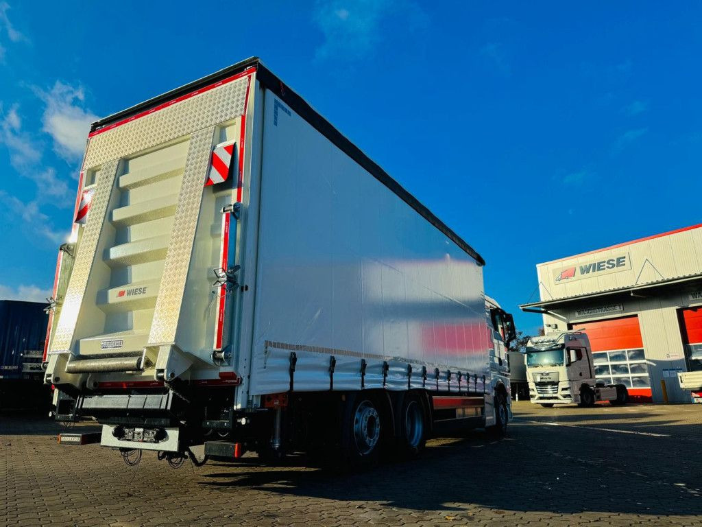 MAN TGX 26.440 6x2 LL Schwerlast Ladebordwand/Rampe - 자동 운반 장치 트럭 : 사진 4 MAN TGX 26.440 6x2 LL Schwerlast Ladebordwand/Rampe - 자동 운반 장치 트럭 : 사진 4