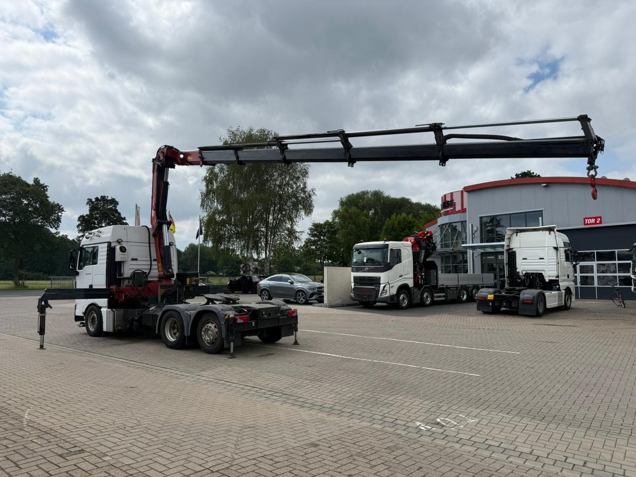 MAN TGX 26.440 6x2 mit HMF 3000-5 Kran TÜV NEU - 크레인 트럭 : 사진 3 MAN TGX 26.440 6x2 mit HMF 3000-5 Kran TÜV NEU - 크레인 트럭 : 사진 3