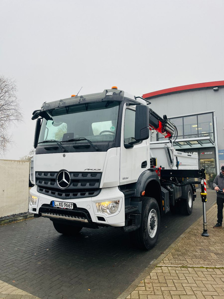 Mercedes-Benz Arocs 1835 4x4 Meiller Fassi F135 Kran Kipper - 덤프트럭, 크레인 트럭 : 사진 5 Mercedes-Benz Arocs 1835 4x4 Meiller Fassi F135 Kran Kipper - 덤프트럭, 크레인 트럭 : 사진 5