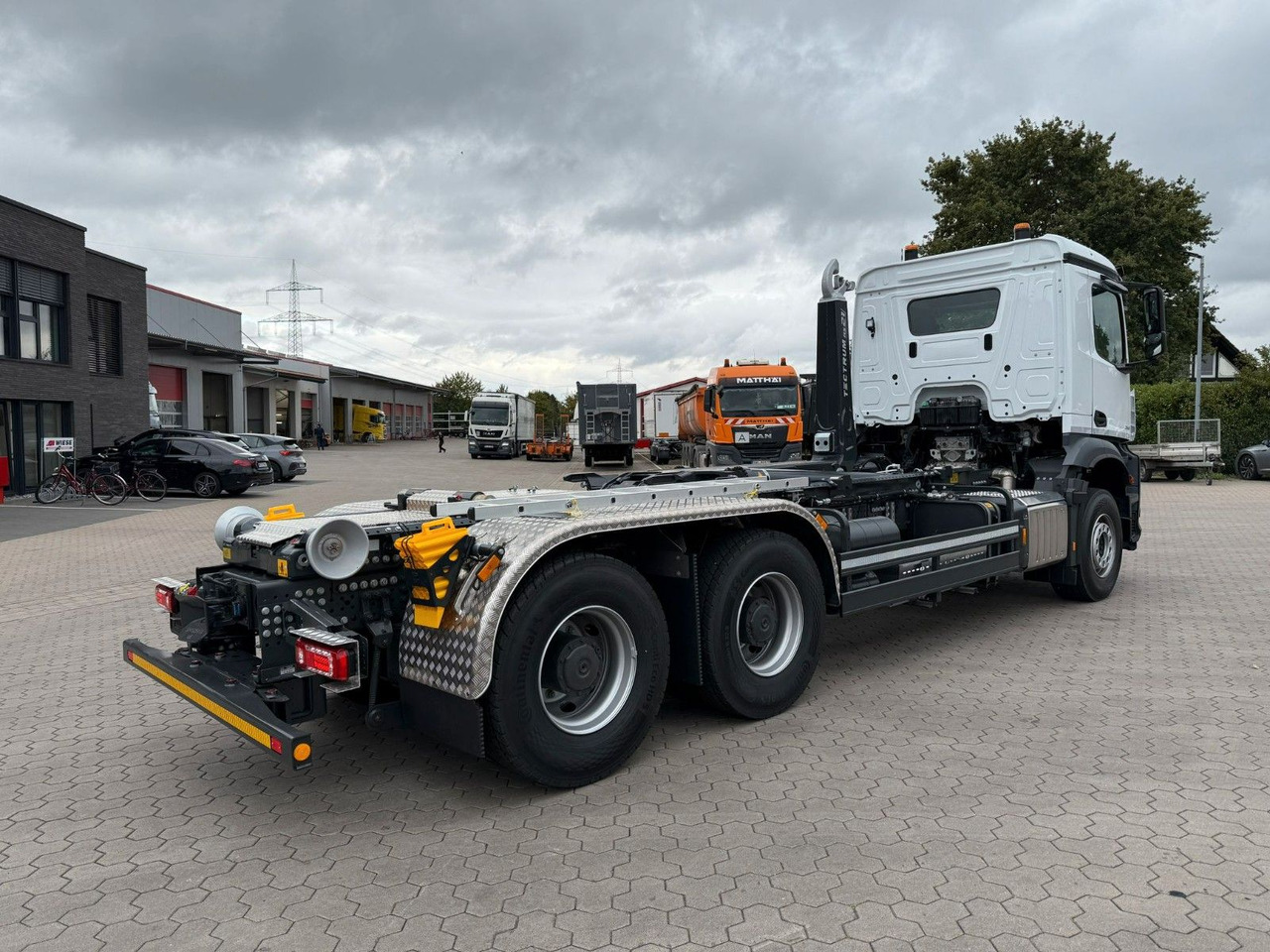 Mercedes-Benz Arocs 5 2651L 6 x4 Meiller RS 2170 - 후크 리프트 트럭 : 사진 2 Mercedes-Benz Arocs 5 2651L 6 x4 Meiller RS 2170 - 후크 리프트 트럭 : 사진 2