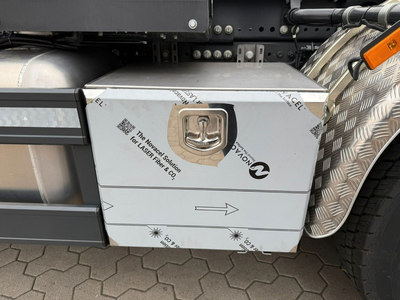 후크 리프트 트럭 Mercedes-Benz Arocs 5 2651L 6 x4 Meiller RS 2170 : 사진 15