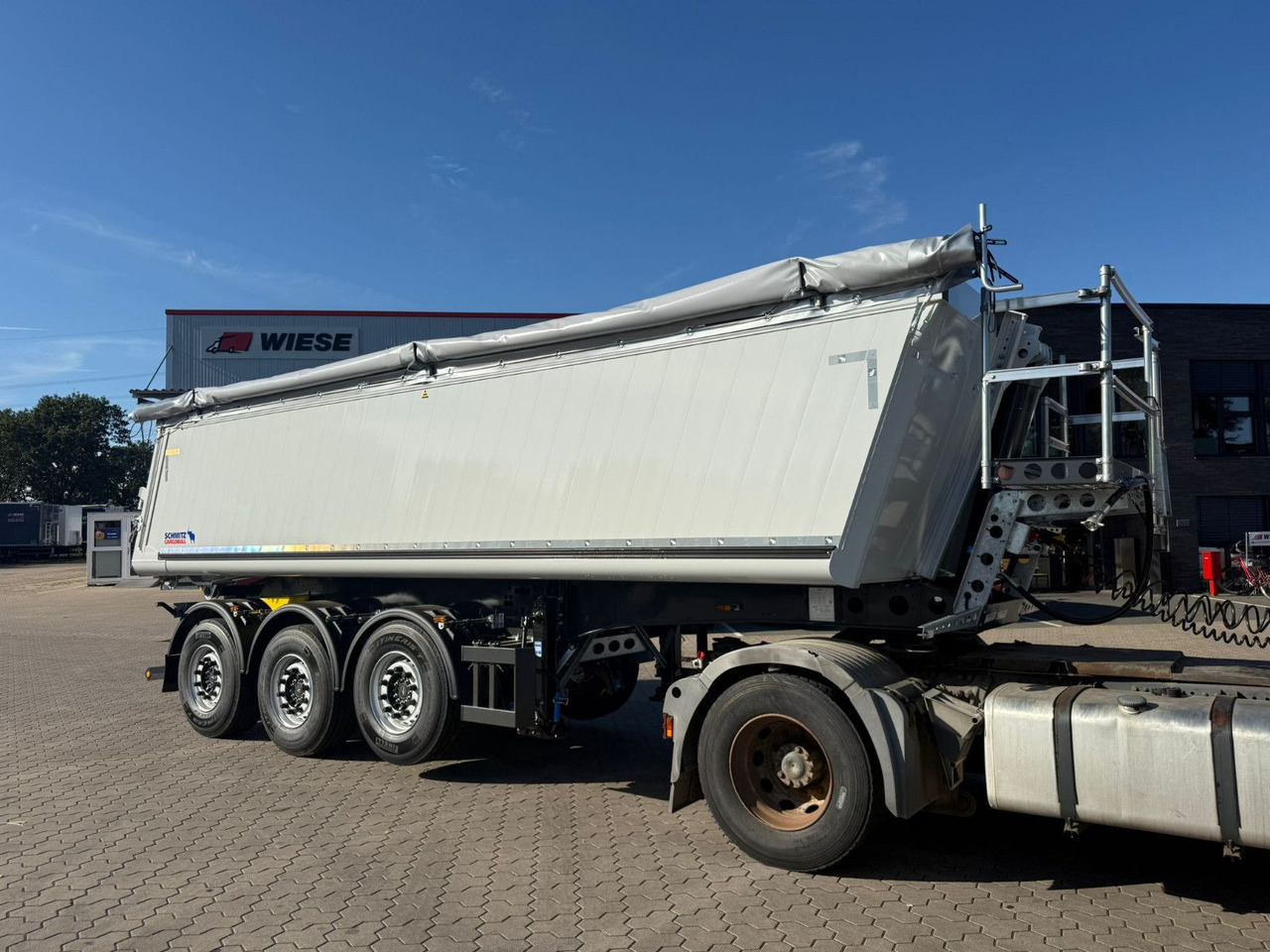 Schmitz Cargobull SKI 24 SL 7.2 3-Achs Alu Mulde 27m³ Sofort Verfü - 덤프 세미 트레일러 : 사진 1 Schmitz Cargobull SKI 24 SL 7.2 3-Achs Alu Mulde 27m³ Sofort Verfü - 덤프 세미 트레일러 : 사진 1