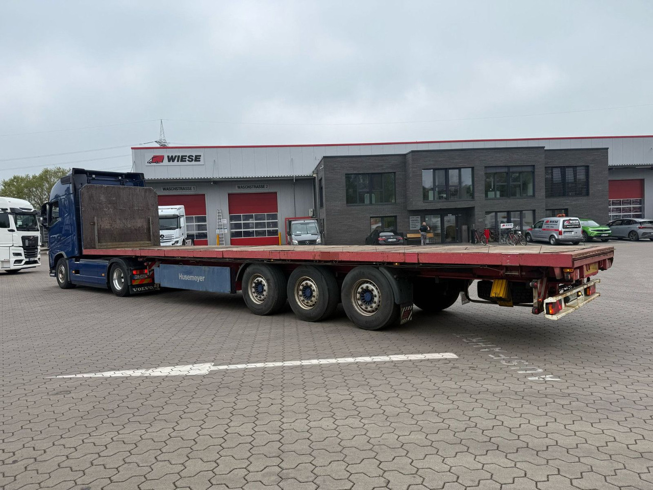 Schwarzmüller SPA 3/E Plattform Auflieger mit Schwerlastwinden - 드롭사이드/ 플랫베드 세미 트레일러 : 사진 1 Schwarzmüller SPA 3/E Plattform Auflieger mit Schwerlastwinden - 드롭사이드/ 플랫베드 세미 트레일러 : 사진 1