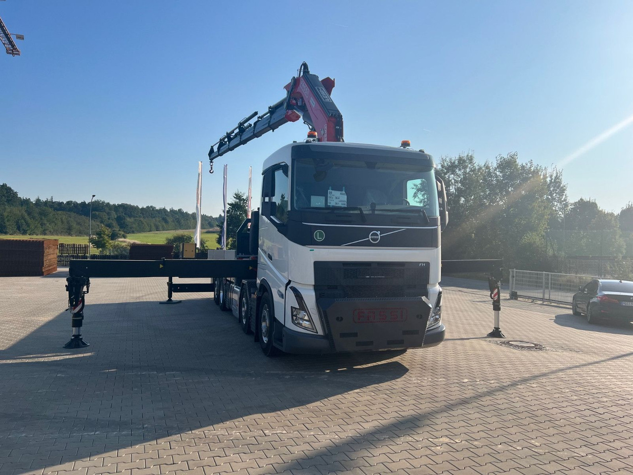 Volvo FH 500 8x2 Kran F710 RA2.26 - 트럭, 크레인 트럭 : 사진 2 Volvo FH 500 8x2 Kran F710 RA2.26 - 트럭, 크레인 트럭 : 사진 2