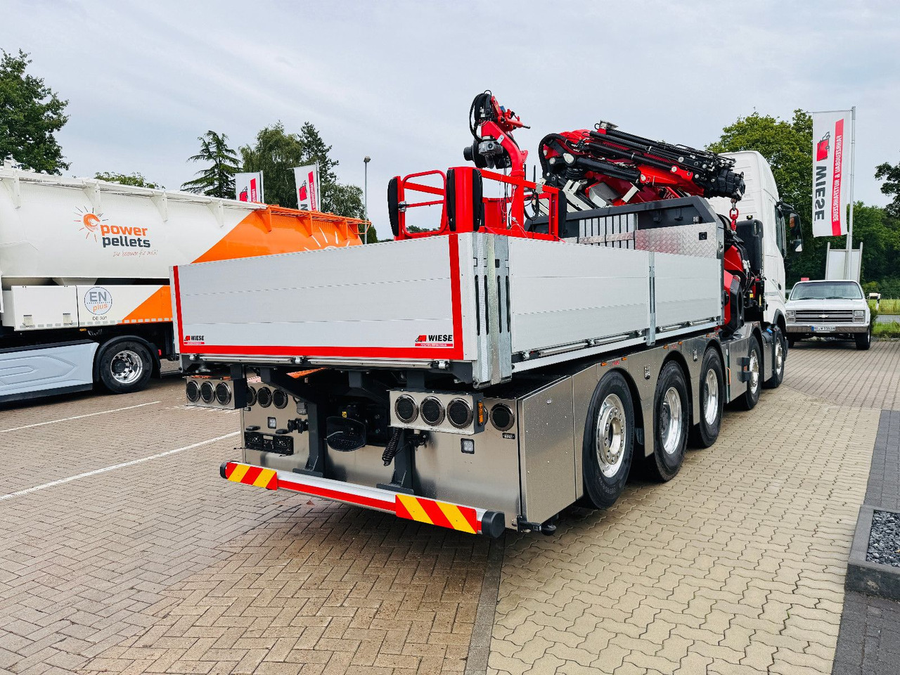 드롭사이드/ 플랫베드 트럭, 크레인 트럭 Volvo FH540 10x4 mit F1150 Ladekran, Sattelzugmaschine : 사진 8 드롭사이드/ 플랫베드 트럭, 크레인 트럭 Volvo FH540 10x4 mit F1150 Ladekran, Sattelzugmaschine : 사진 8