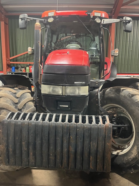 CASE IH MXU 135 - 장궤형 트랙터 : 사진 2 CASE IH MXU 135 - 장궤형 트랙터 : 사진 2