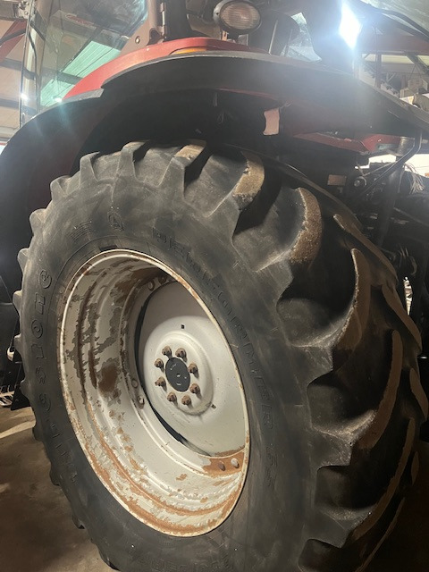 CASE IH MXU 135 - 장궤형 트랙터 : 사진 4 CASE IH MXU 135 - 장궤형 트랙터 : 사진 4