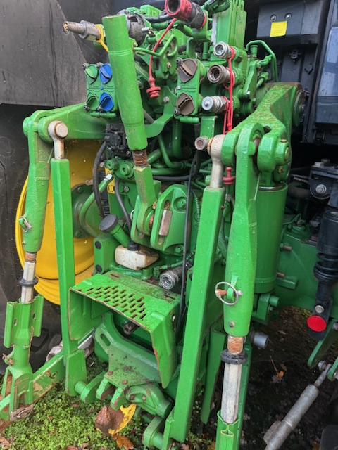 JOHN DEERE 6155M - 장궤형 트랙터 : 사진 5 JOHN DEERE 6155M - 장궤형 트랙터 : 사진 5