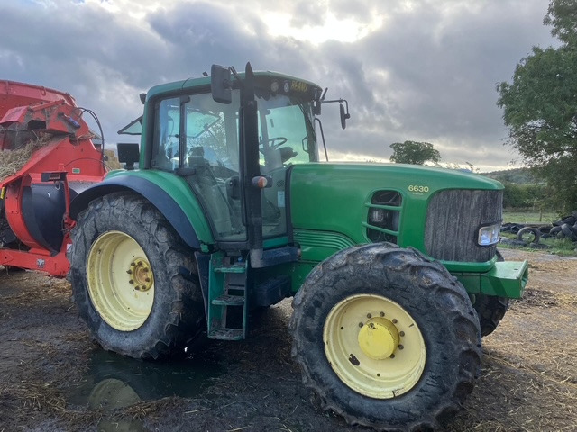 JOHN DEERE 6630 Premium - 장궤형 트랙터 : 사진 1 JOHN DEERE 6630 Premium - 장궤형 트랙터 : 사진 1