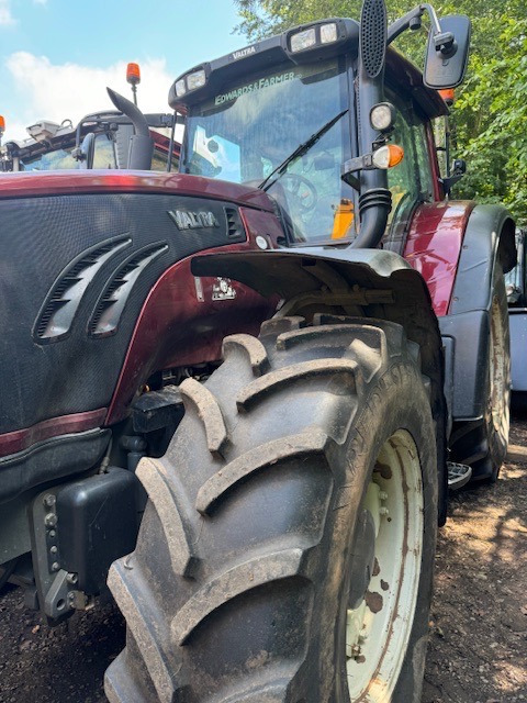 VALTRA T183 DIRECT DRIVE - 장궤형 트랙터 : 사진 1 VALTRA T183 DIRECT DRIVE - 장궤형 트랙터 : 사진 1