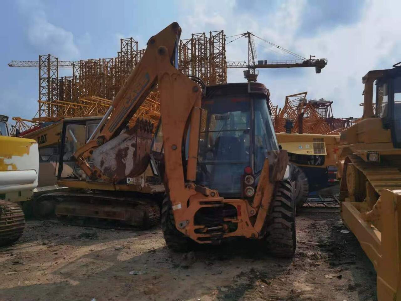CASE 580L - 백호 로더 : 사진 4 CASE 580L - 백호 로더 : 사진 4