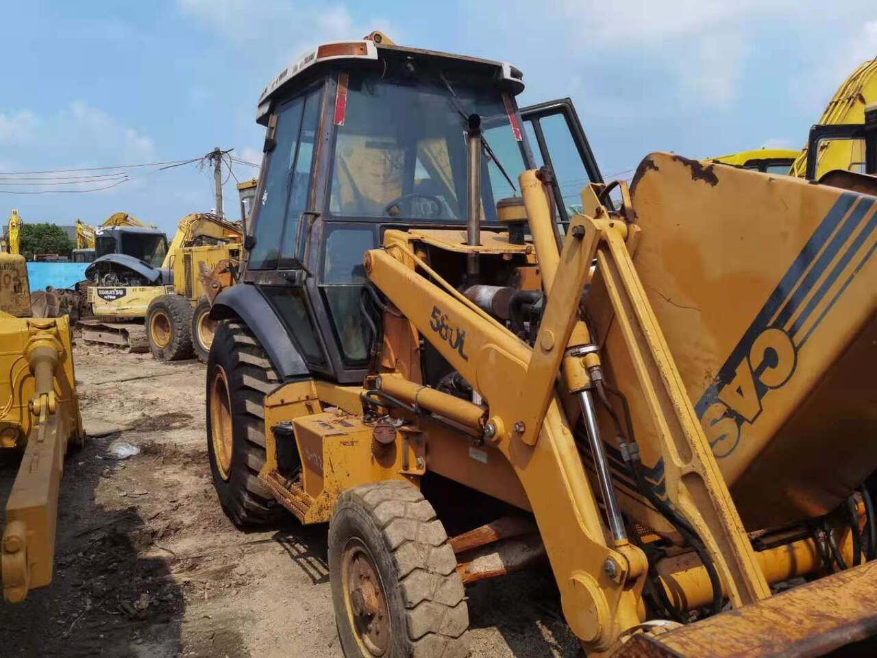 CASE 580L - 백호 로더 : 사진 2 CASE 580L - 백호 로더 : 사진 2