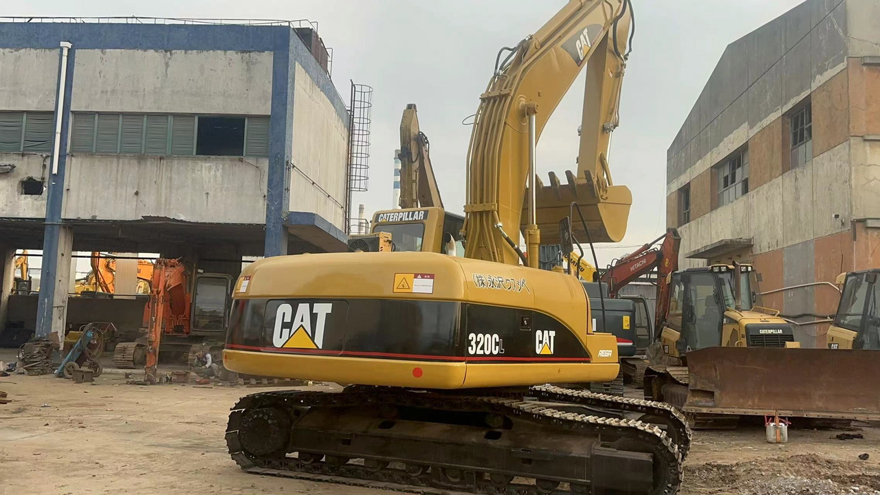 CATERPILLAR 320C 320B 320BL 325B - 크롤러 굴삭기 : 사진 5 CATERPILLAR 320C 320B 320BL 325B - 크롤러 굴삭기 : 사진 5