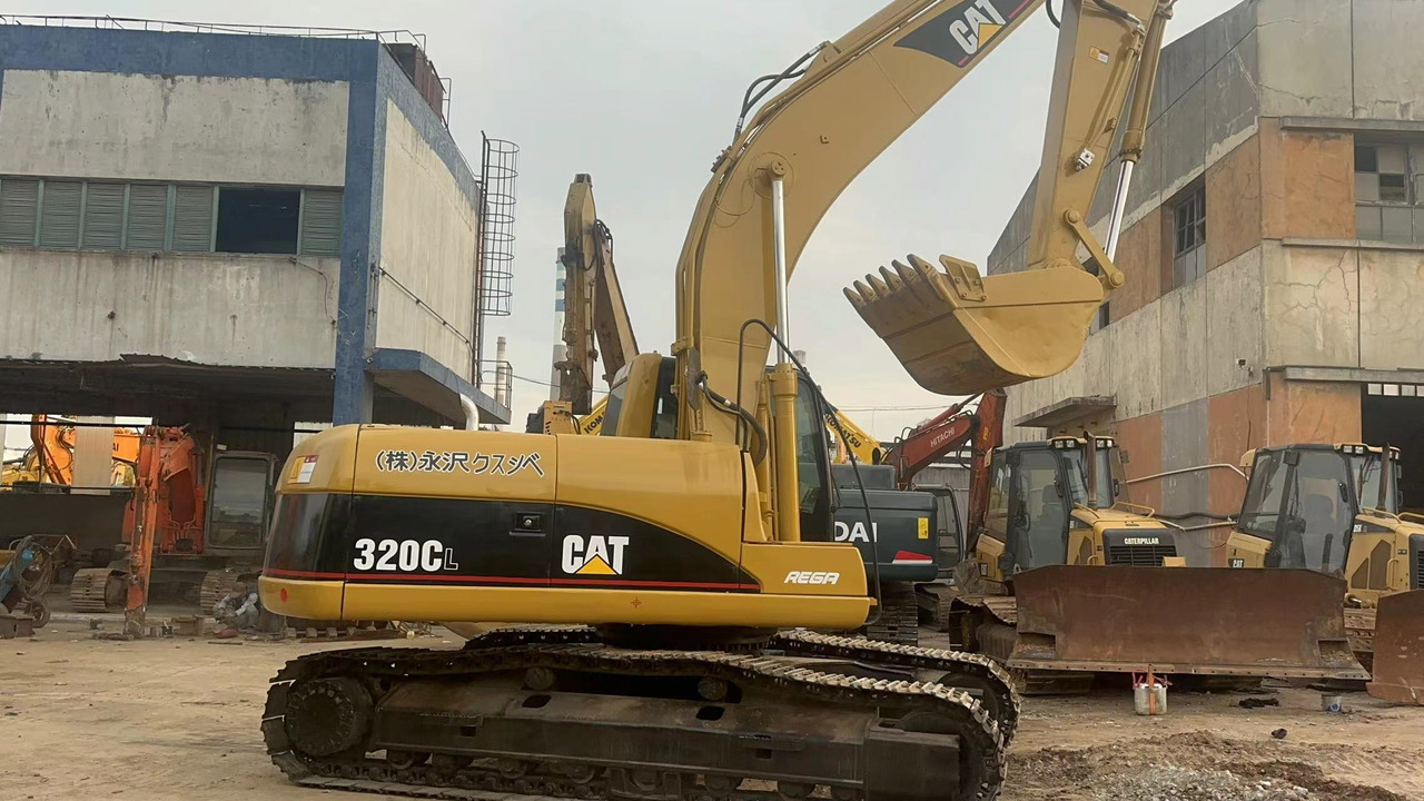CATERPILLAR 320C 320B 320BL 325B - 크롤러 굴삭기 : 사진 4 CATERPILLAR 320C 320B 320BL 325B - 크롤러 굴삭기 : 사진 4