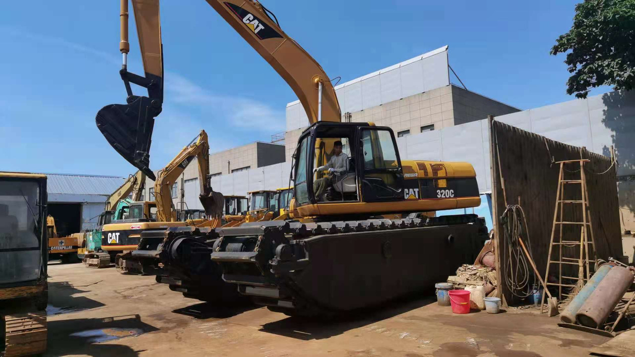 CATERPILLAR 320C - 수륙양용 굴착기 : 사진 3 CATERPILLAR 320C - 수륙양용 굴착기 : 사진 3