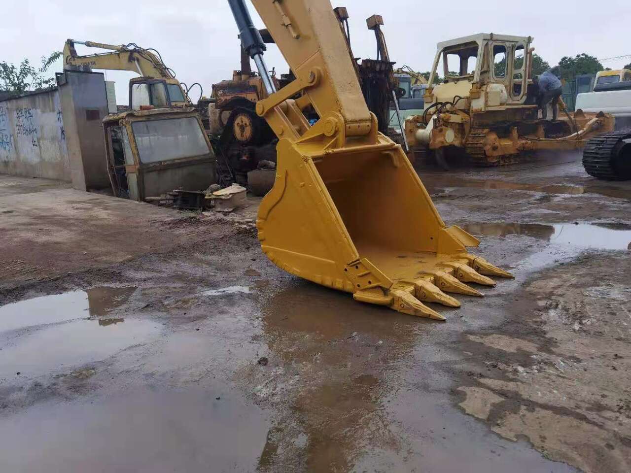 CATERPILLAR 329D - 크롤러 굴삭기 : 사진 5 CATERPILLAR 329D - 크롤러 굴삭기 : 사진 5