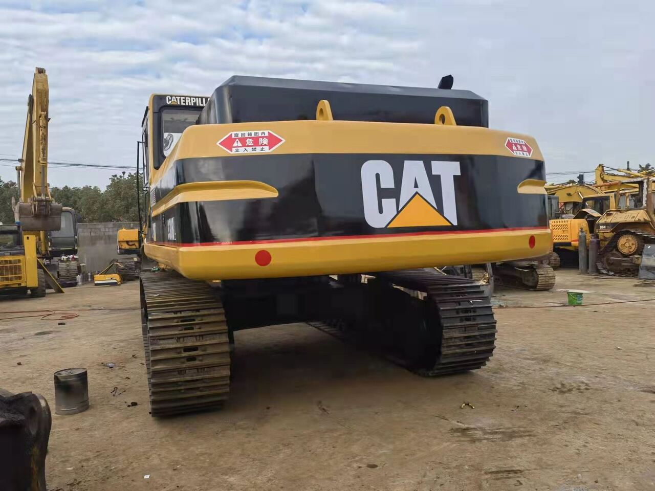 CATERPILLAR 330BL - 크롤러 굴삭기 : 사진 4 CATERPILLAR 330BL - 크롤러 굴삭기 : 사진 4