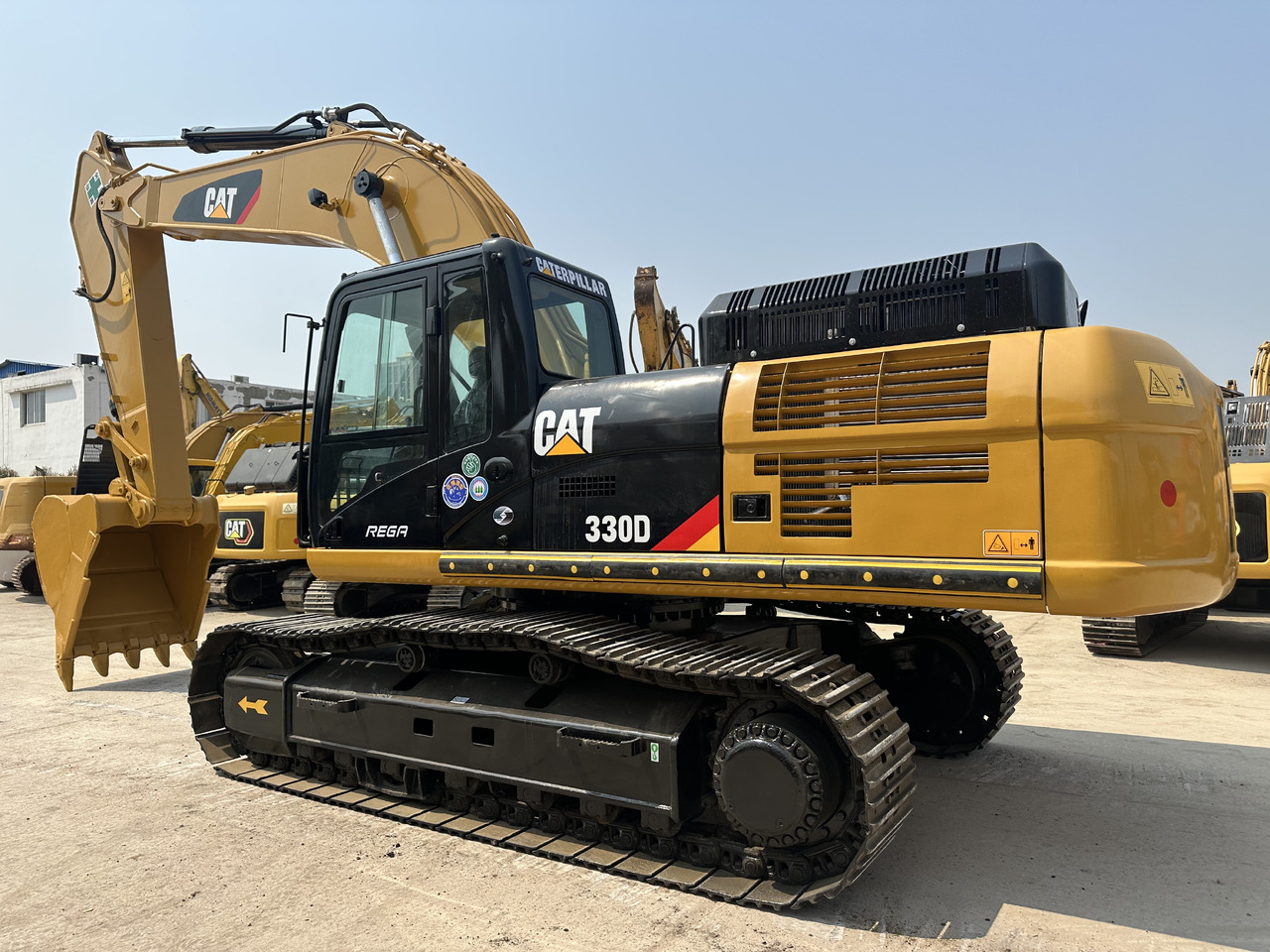 CATERPILLAR 330D - 크롤러 굴삭기 : 사진 1 CATERPILLAR 330D - 크롤러 굴삭기 : 사진 1
