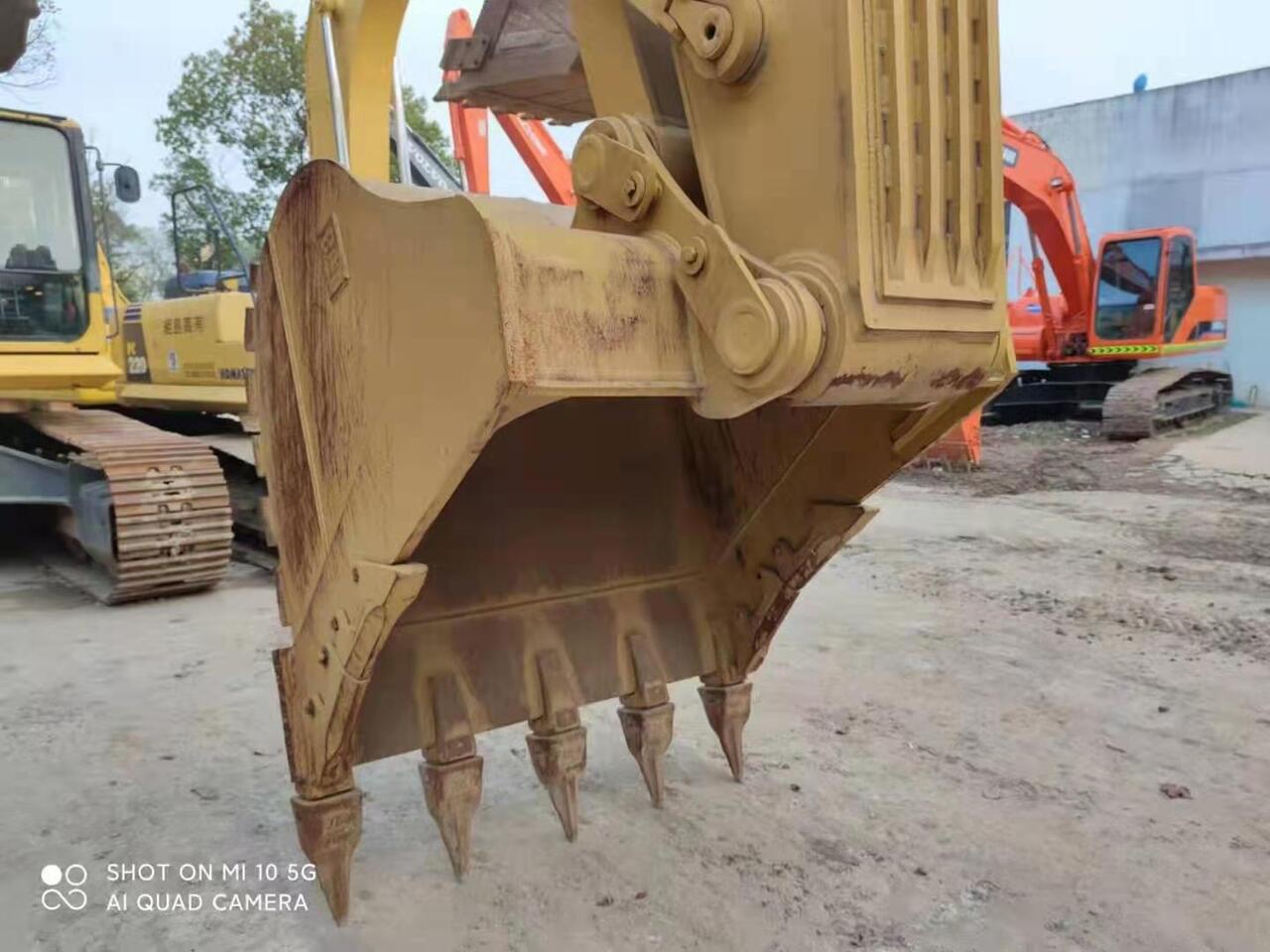 CATERPILLAR 345DL - 크롤러 굴삭기 : 사진 4 CATERPILLAR 345DL - 크롤러 굴삭기 : 사진 4