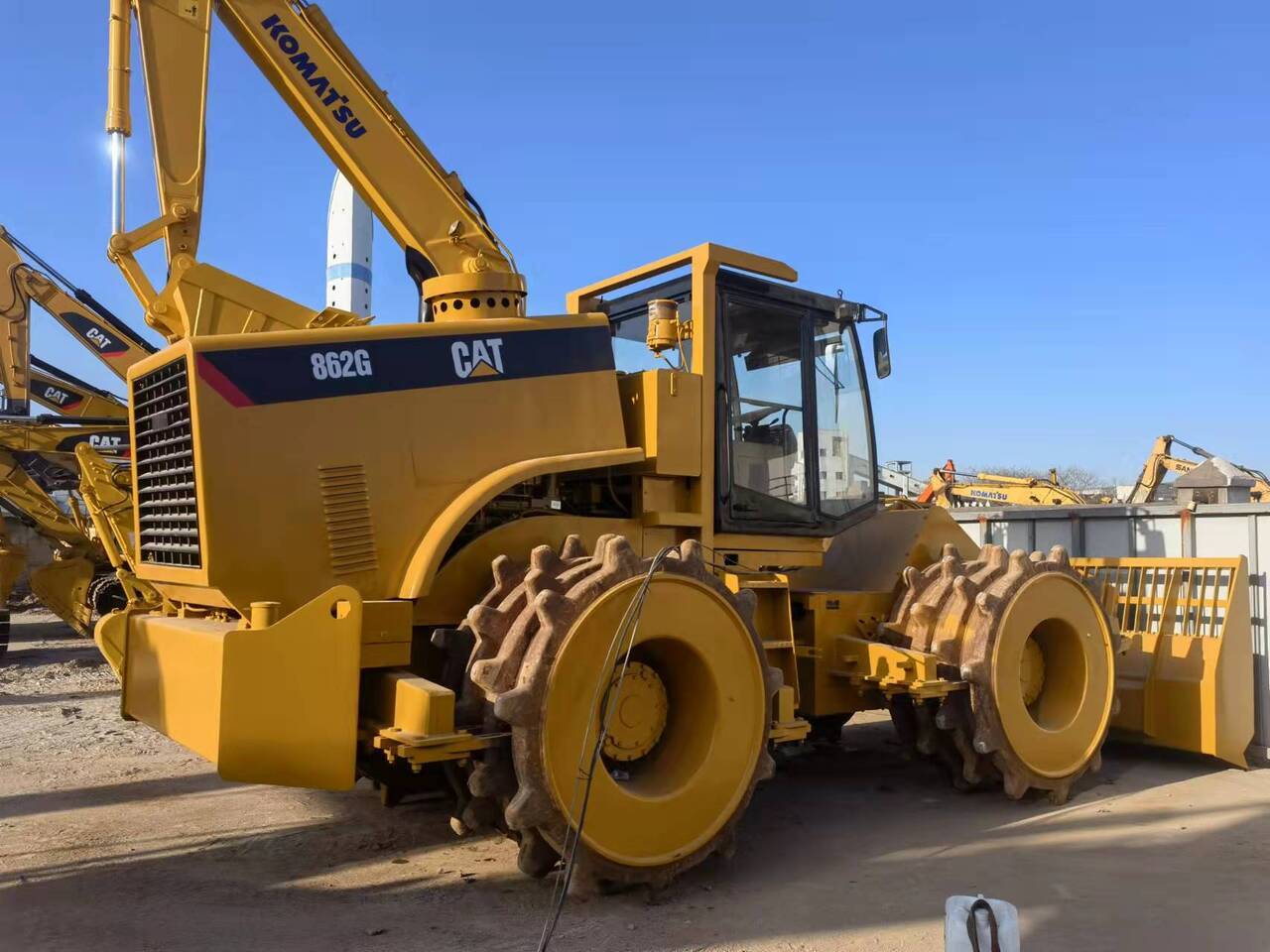 CATERPILLAR 826G - 소형 트랙 로더 : 사진 1 CATERPILLAR 826G - 소형 트랙 로더 : 사진 1