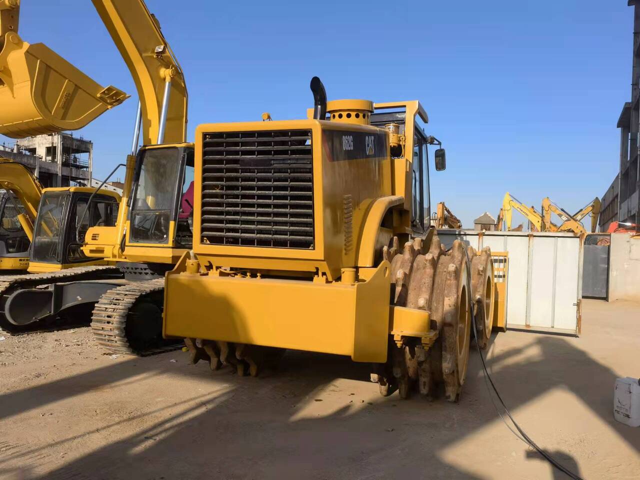 CATERPILLAR 862G - 소형 트랙 로더 : 사진 3 CATERPILLAR 862G - 소형 트랙 로더 : 사진 3