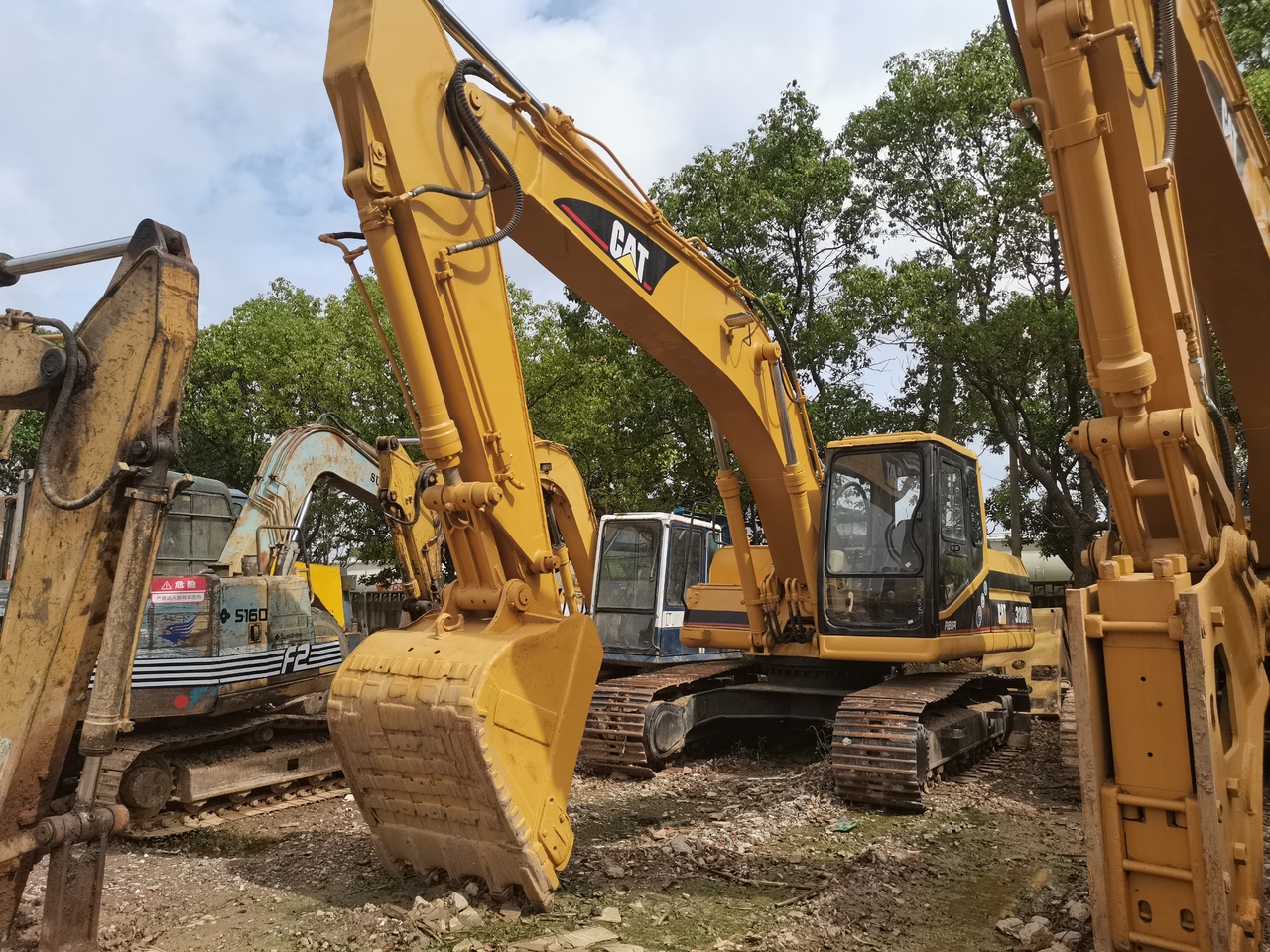 CATERPILLAR CAT-320BL - 크롤러 굴삭기 : 사진 2 CATERPILLAR CAT-320BL - 크롤러 굴삭기 : 사진 2