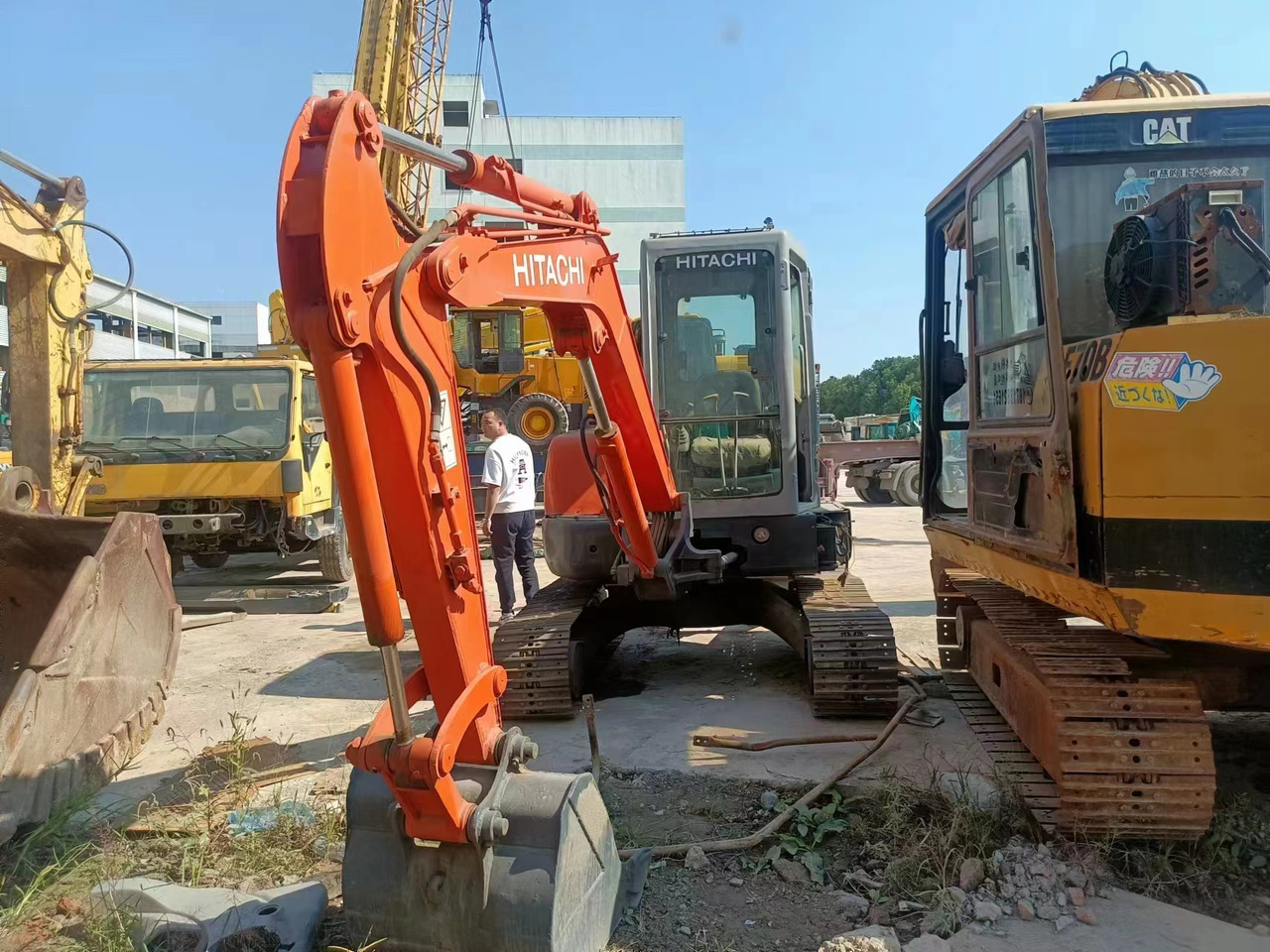 HITACHI ZX40U - 크롤러 굴삭기 : 사진 1 HITACHI ZX40U - 크롤러 굴삭기 : 사진 1