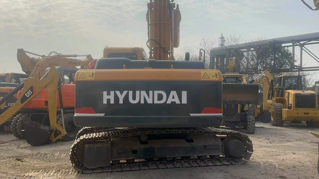 HYUNDAI 220LC-9S - 크롤러 굴삭기 : 사진 2 HYUNDAI 220LC-9S - 크롤러 굴삭기 : 사진 2