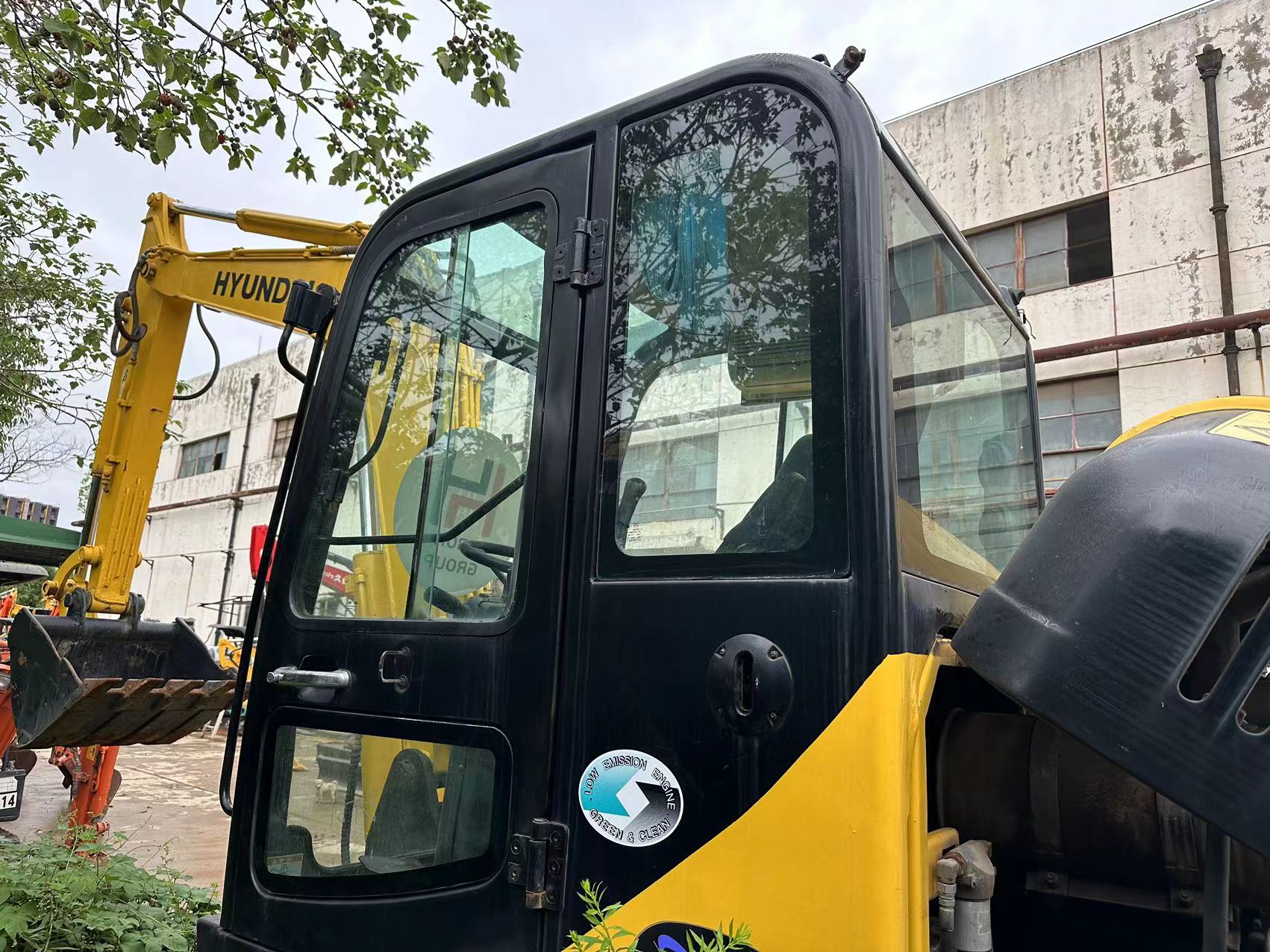 HYUNDAI 60W-7 - 휠 굴삭기 : 사진 3 HYUNDAI 60W-7 - 휠 굴삭기 : 사진 3