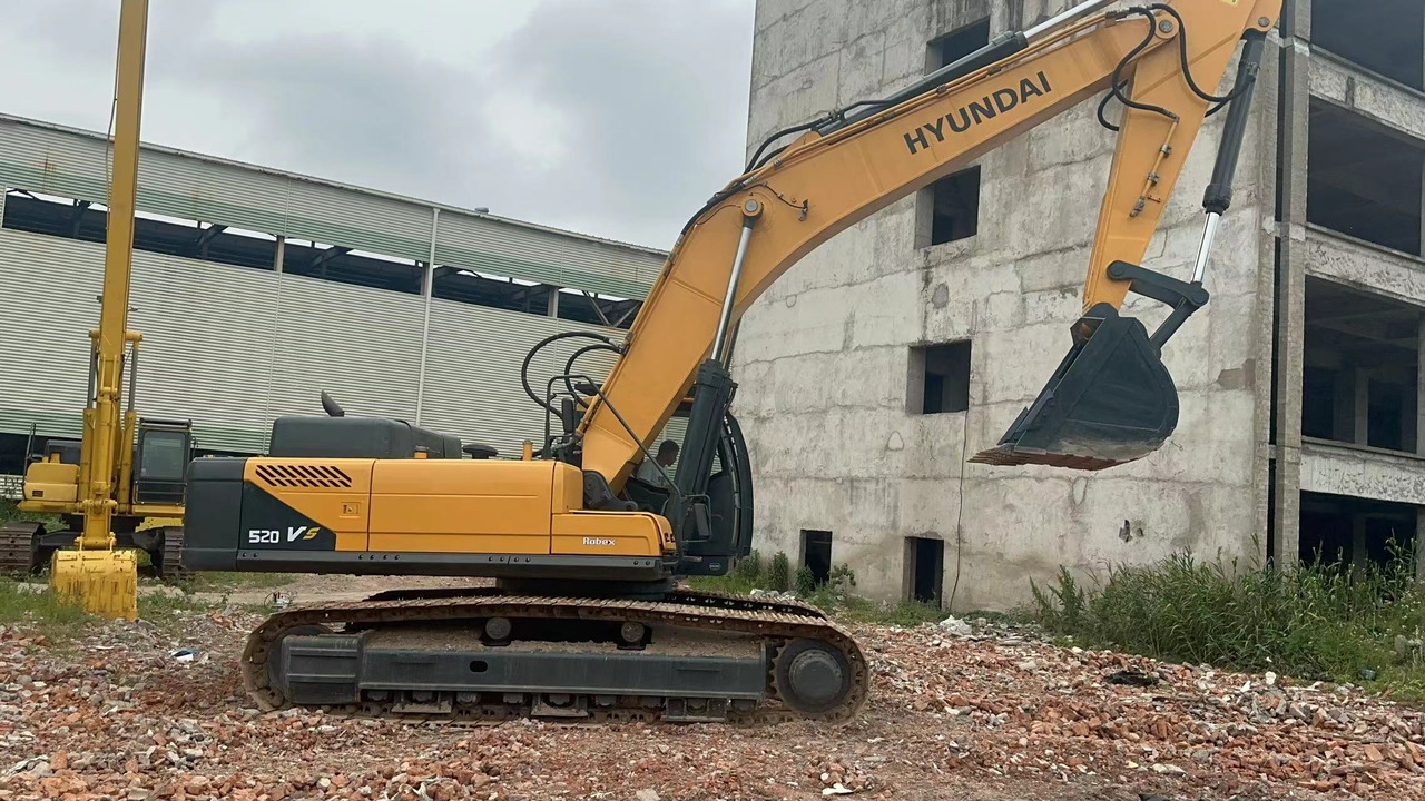 HYUNDAI R520L-9VS - 크롤러 굴삭기 : 사진 3 HYUNDAI R520L-9VS - 크롤러 굴삭기 : 사진 3
