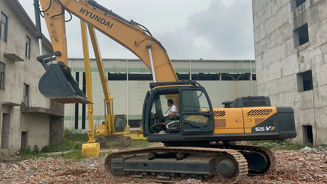 HYUNDAI R520L-9VS - 크롤러 굴삭기 : 사진 2 HYUNDAI R520L-9VS - 크롤러 굴삭기 : 사진 2