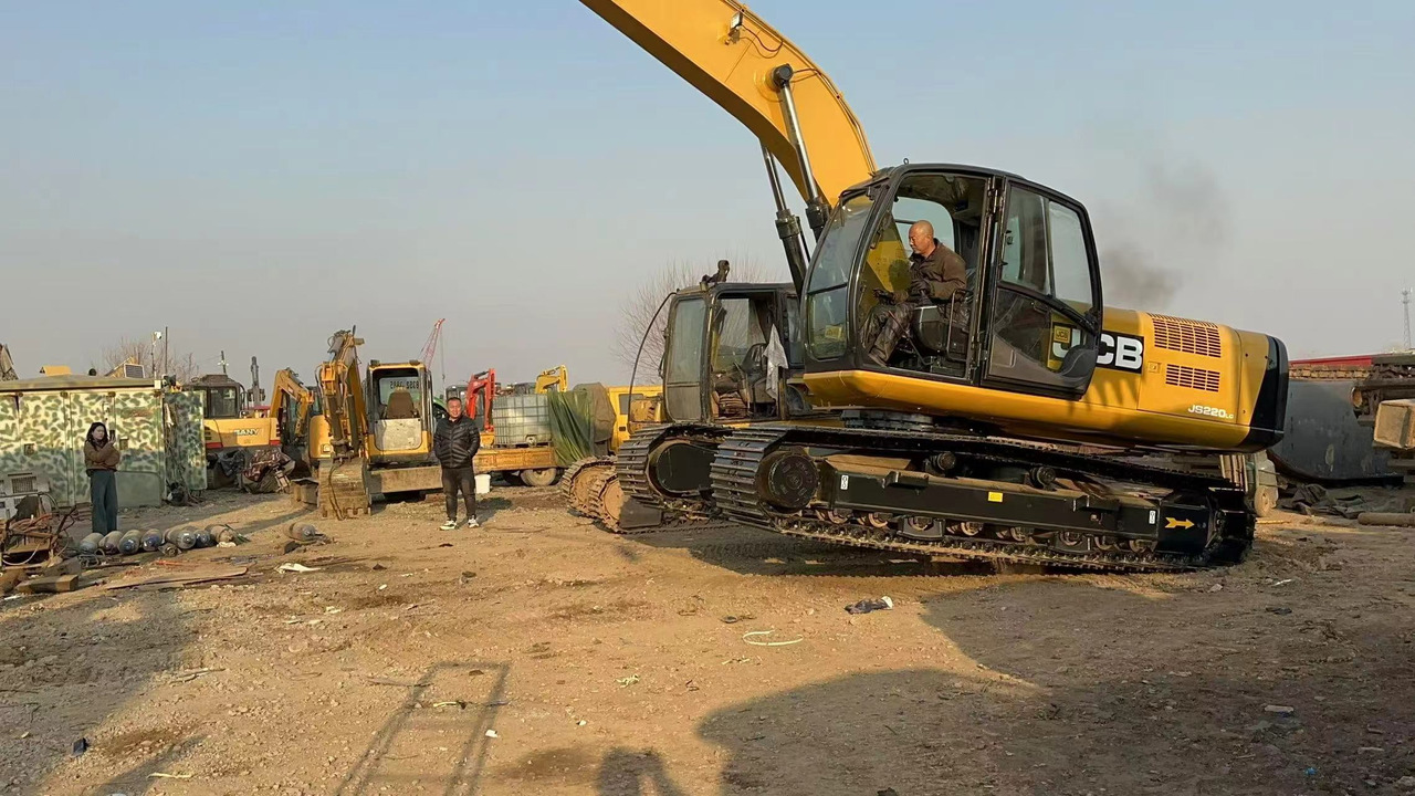 JCB JS220LC - 크롤러 굴삭기 : 사진 2 JCB JS220LC - 크롤러 굴삭기 : 사진 2