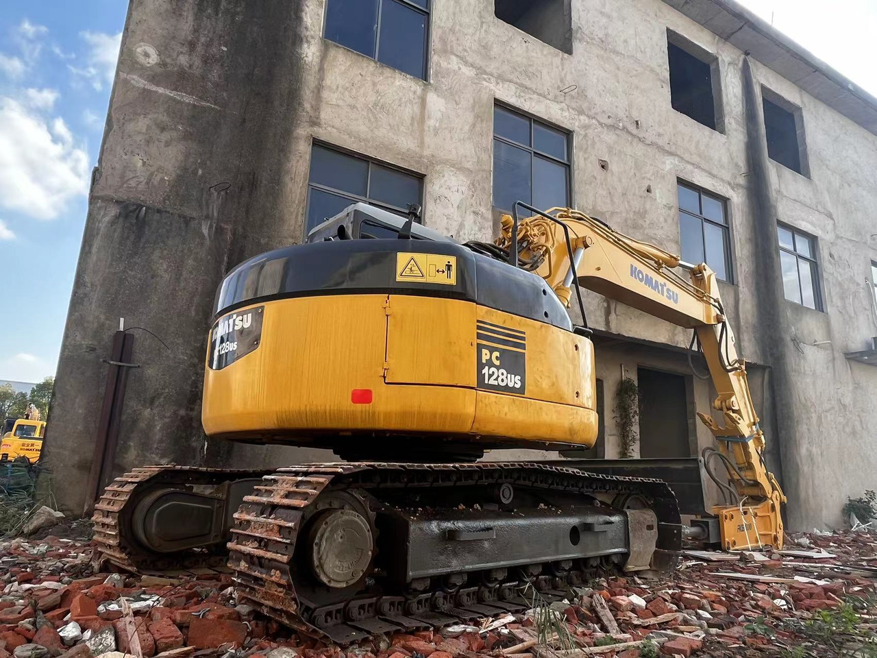 KOMATSU PC128US - 굴착기 : 사진 1 KOMATSU PC128US - 굴착기 : 사진 1