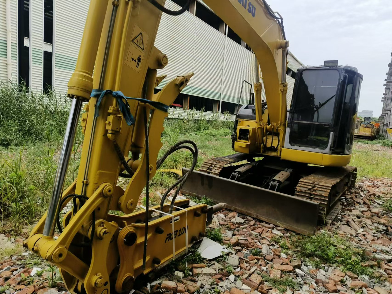 KOMATSU PC128US - 크롤러 굴삭기 : 사진 3 KOMATSU PC128US - 크롤러 굴삭기 : 사진 3