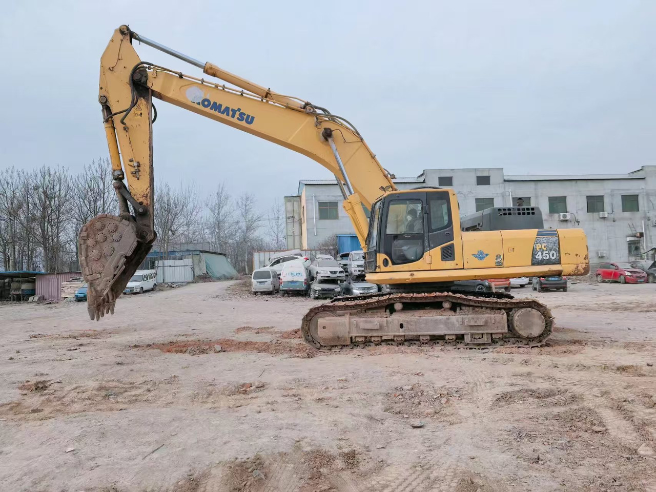 KOMATSU PC450-8 - 크롤러 굴삭기 : 사진 5 KOMATSU PC450-8 - 크롤러 굴삭기 : 사진 5