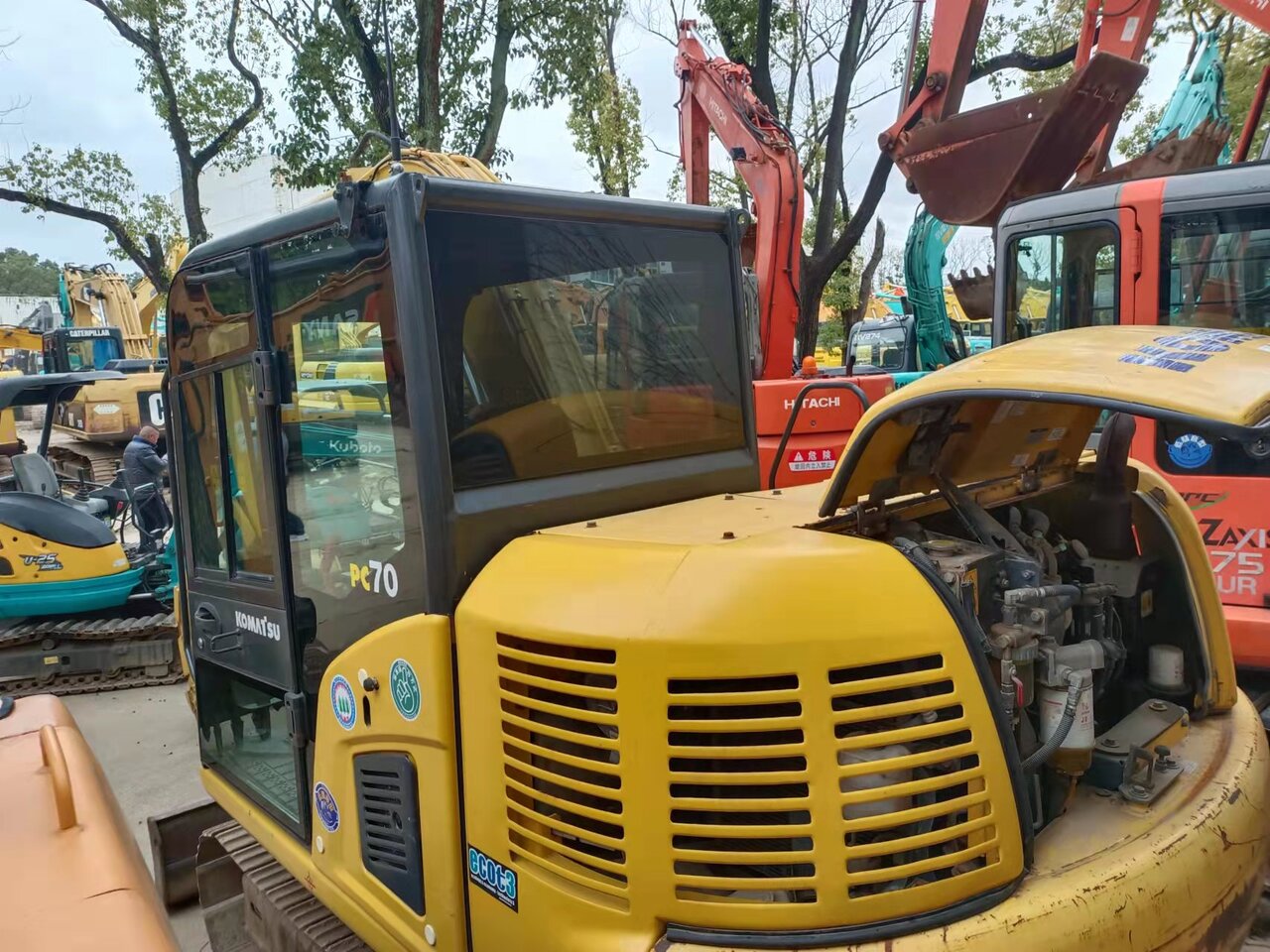 KOMATSU PC70 - 미니 굴삭기 : 사진 2 KOMATSU PC70 - 미니 굴삭기 : 사진 2