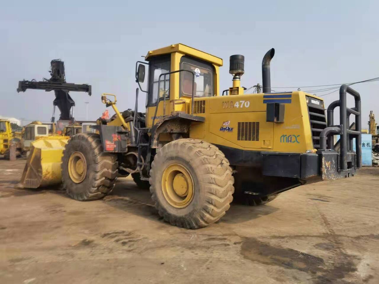 KOMATSU WA470-3 - 휠 로더 : 사진 2 KOMATSU WA470-3 - 휠 로더 : 사진 2