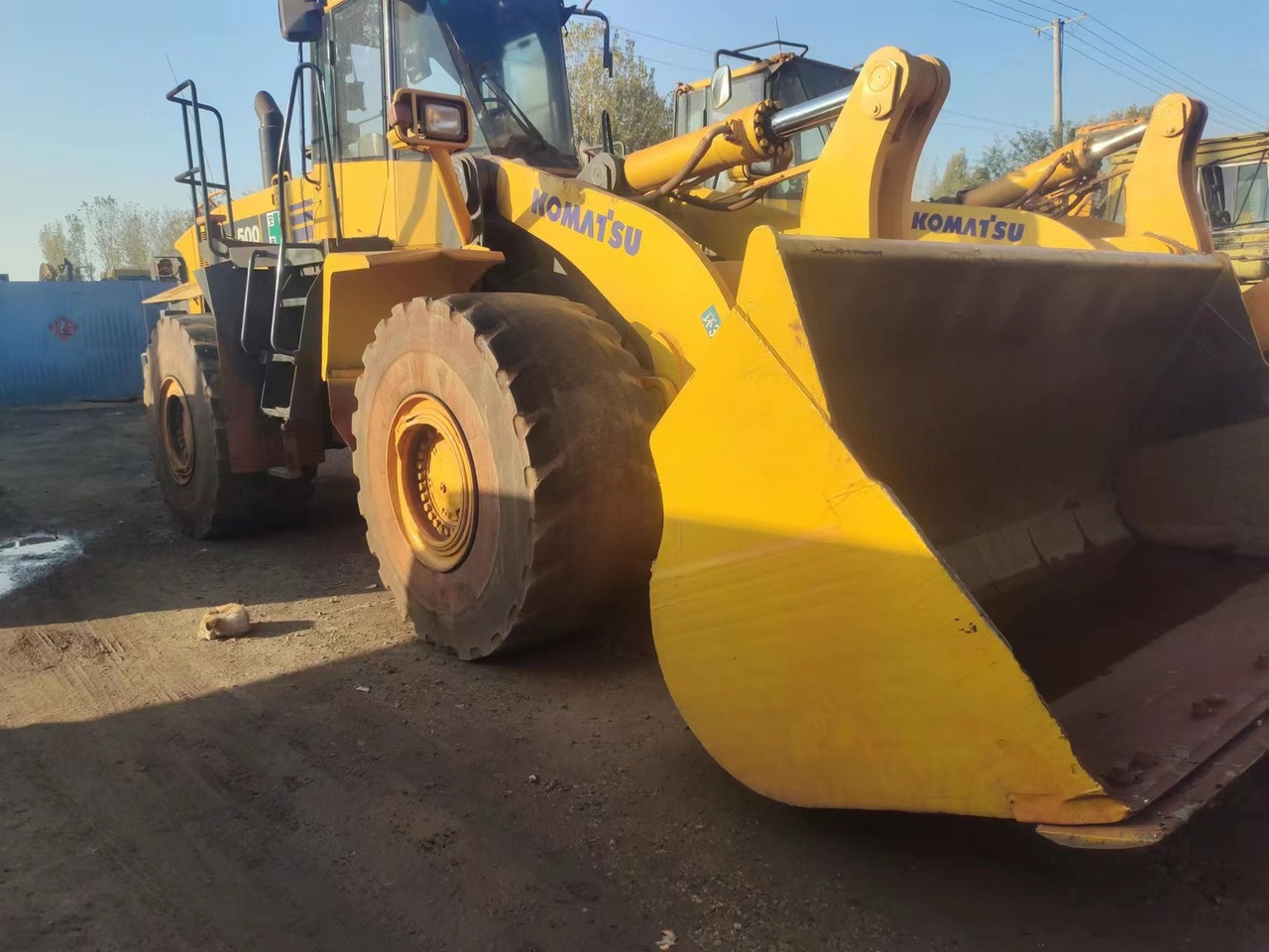 KOMATSU WA500-6 - 휠 로더 : 사진 5 KOMATSU WA500-6 - 휠 로더 : 사진 5