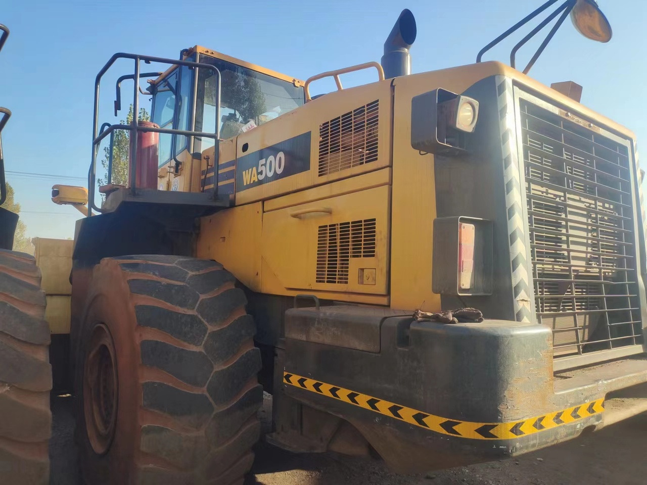 KOMATSU WA500-6 - 휠 로더 : 사진 1 KOMATSU WA500-6 - 휠 로더 : 사진 1