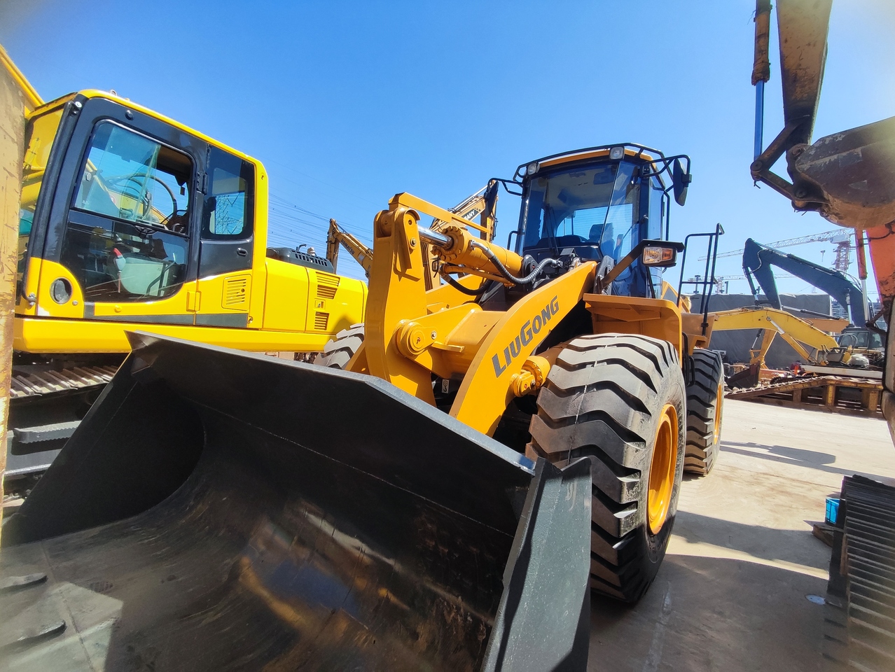 LIUGONG CLG856H - 휠 로더 : 사진 3 LIUGONG CLG856H - 휠 로더 : 사진 3