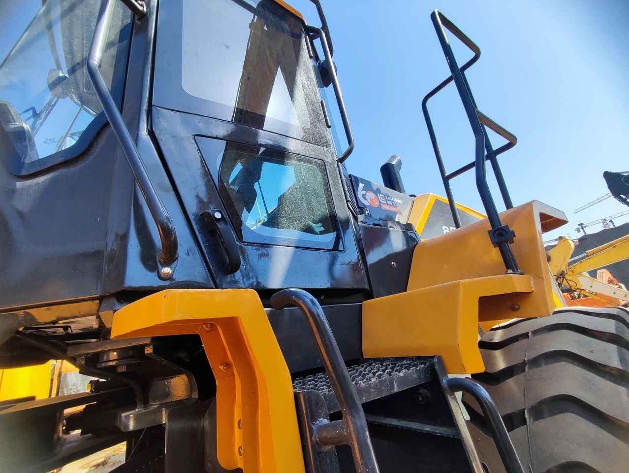 LIUGONG CLG856H - 휠 로더 : 사진 4 LIUGONG CLG856H - 휠 로더 : 사진 4