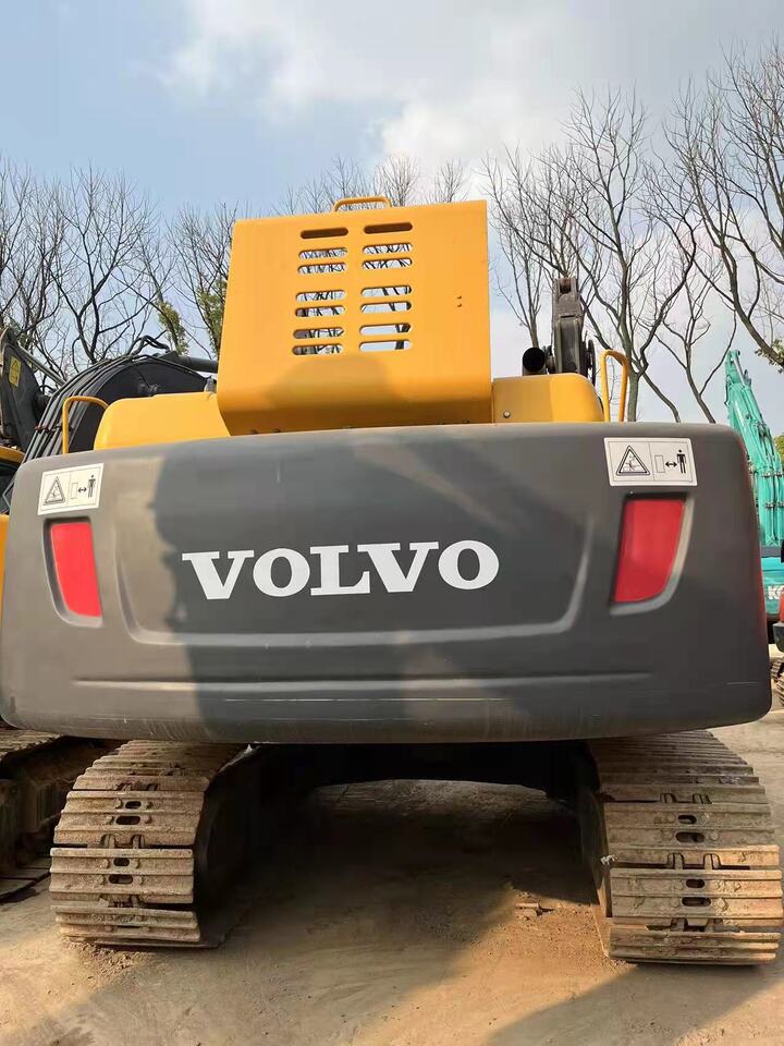 VOLVO EC210BLC - 크롤러 굴삭기 : 사진 4 VOLVO EC210BLC - 크롤러 굴삭기 : 사진 4